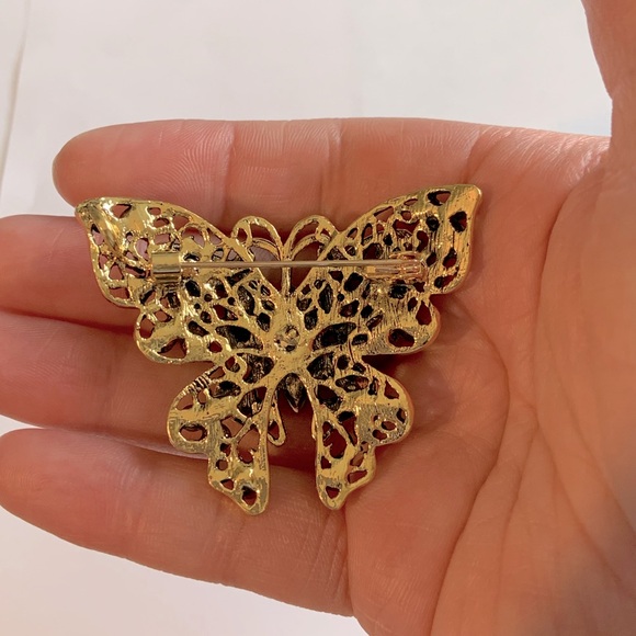 Colorful Butterfly Brooch - Picture 4 of 4